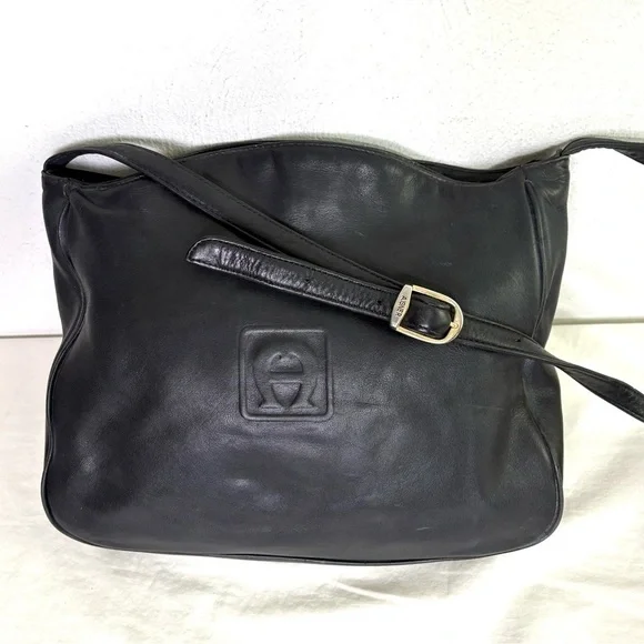 ETIENNE AIGNER Vintage Embossed Big Logo Minimalist Leather Crossbody Bag Purse - Picture 1 of 16